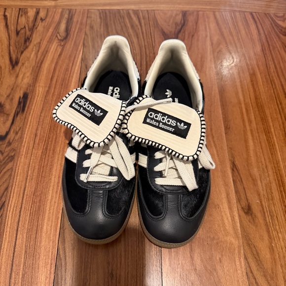 Adidas x Wales Bonner Sambas - Picture 1 of 6